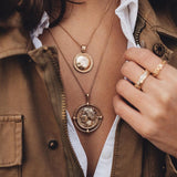 Ailend pendant necklace